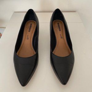 CLARKS Linvale Jerica Black Pump